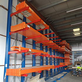 monteur cantilevers