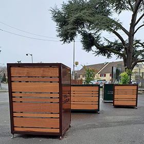 monteur mobilier urbain
